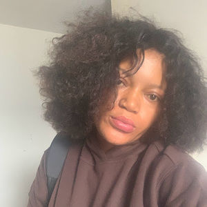 Meet your Posher, Agnes